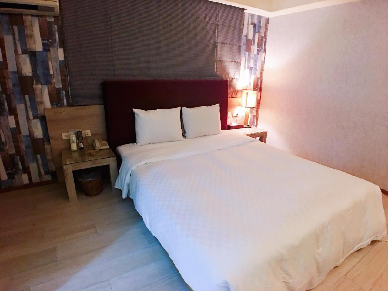 Love Hotel Тайбэй Экстерьер фото