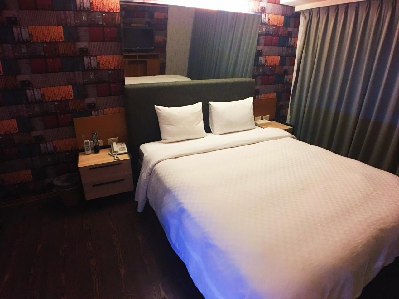 Love Hotel Тайбэй Экстерьер фото